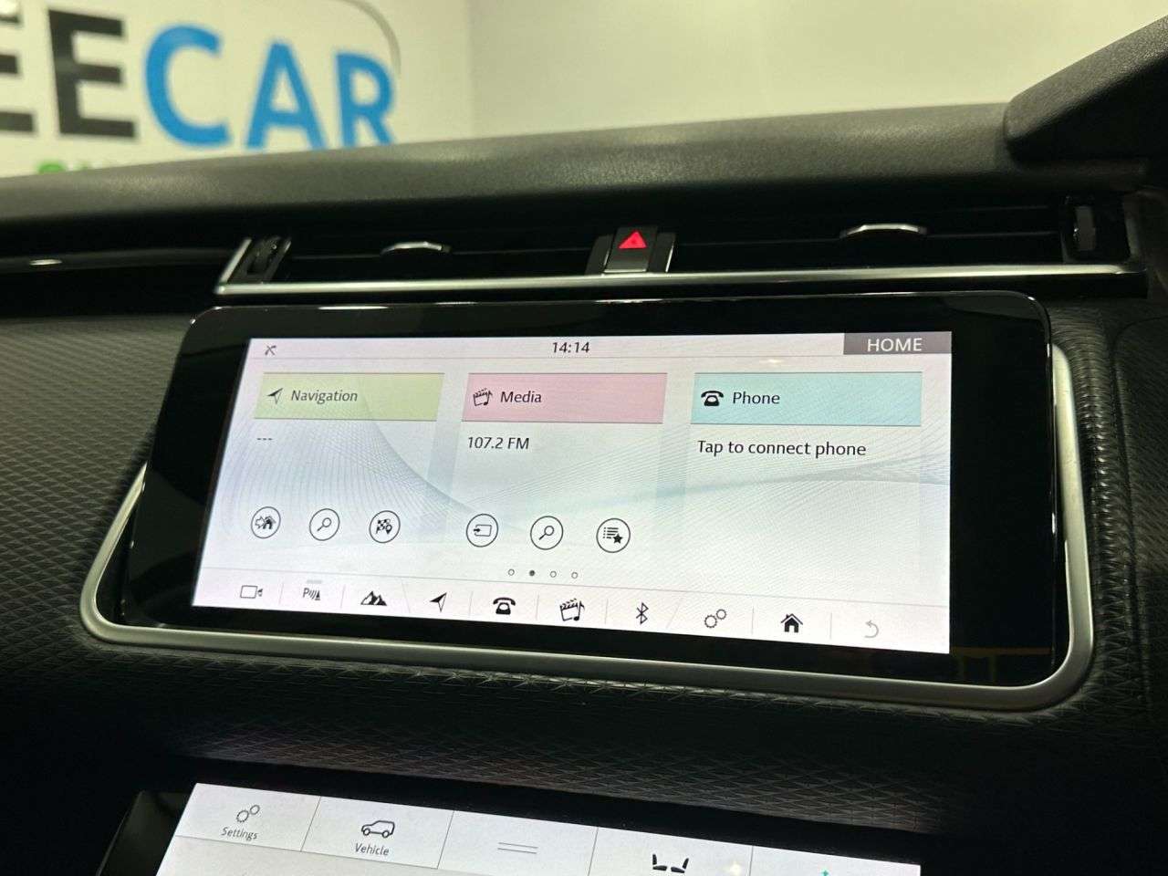 2018 LAND ROVER RANGE ROVER VELAR 2018 LAND ROVER RANGE ROVER VELAR