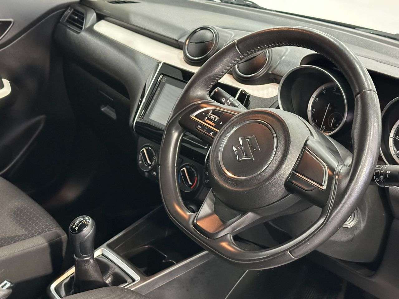 2020 SUZUKI SWIFT 2020 SUZUKI SWIFT