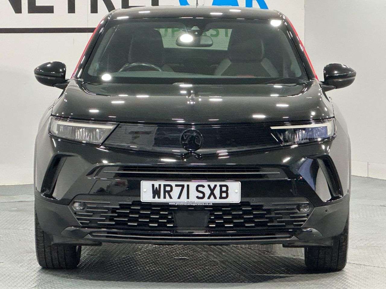 A 2021 VAUXHALL MOKKA 1.2 Turbo SRi Nav Premium SUV 5dr Petrol Manual Euro 6 (s/s) (100 ps) A 2021 VAUXHALL MOKKA 1.2 Turbo SRi Nav Premium SUV 5dr Petrol Manual Euro 6 (s/s) (100 ps)