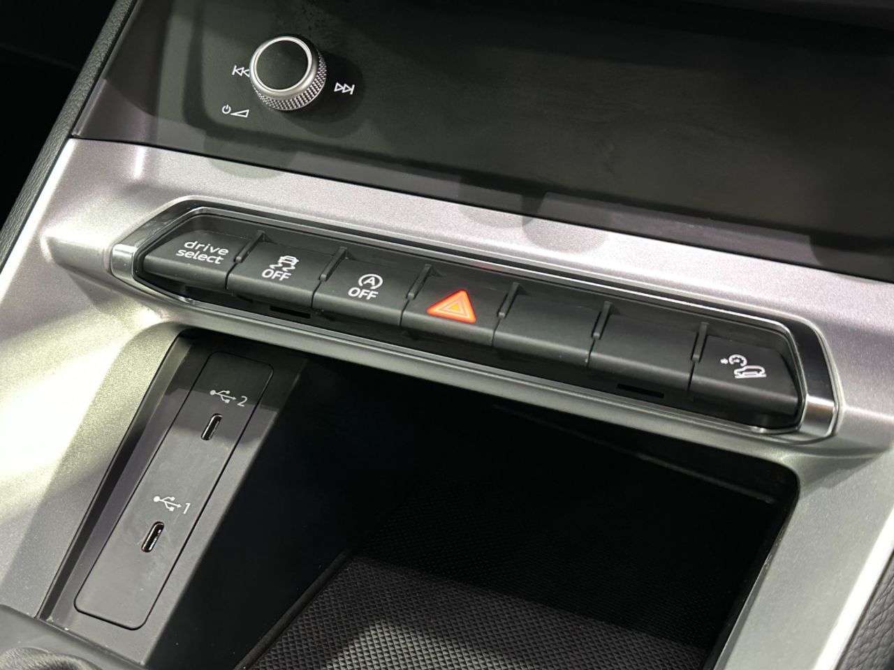 2022 AUDI Q3 2022 AUDI Q3