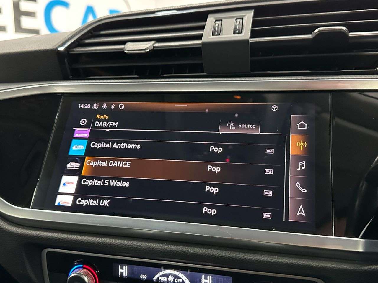 2022 AUDI Q3 2022 AUDI Q3