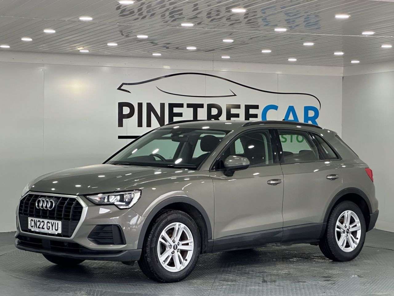 A 2022 AUDI Q3 1.5 TFSI CoD 35 Technik SUV 5dr Petrol Manual Euro 6 (s/s) (150 ps) A 2022 AUDI Q3 1.5 TFSI CoD 35 Technik SUV 5dr Petrol Manual Euro 6 (s/s) (150 ps)