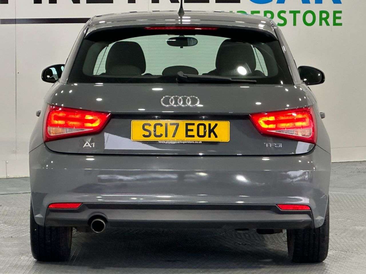2017 AUDI A1 2017 AUDI A1