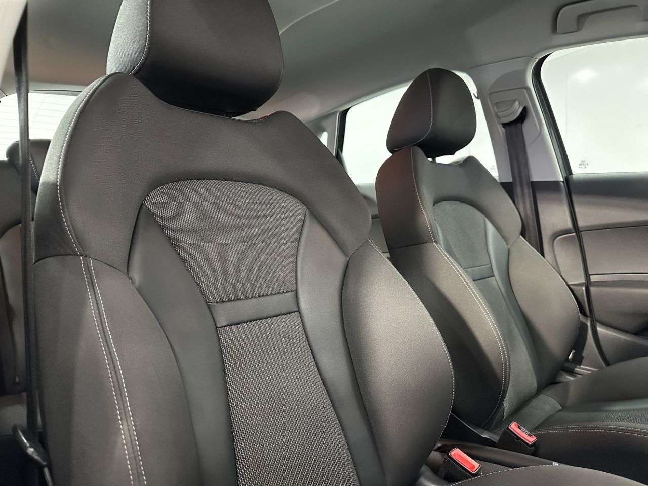 2017 AUDI A1 2017 AUDI A1