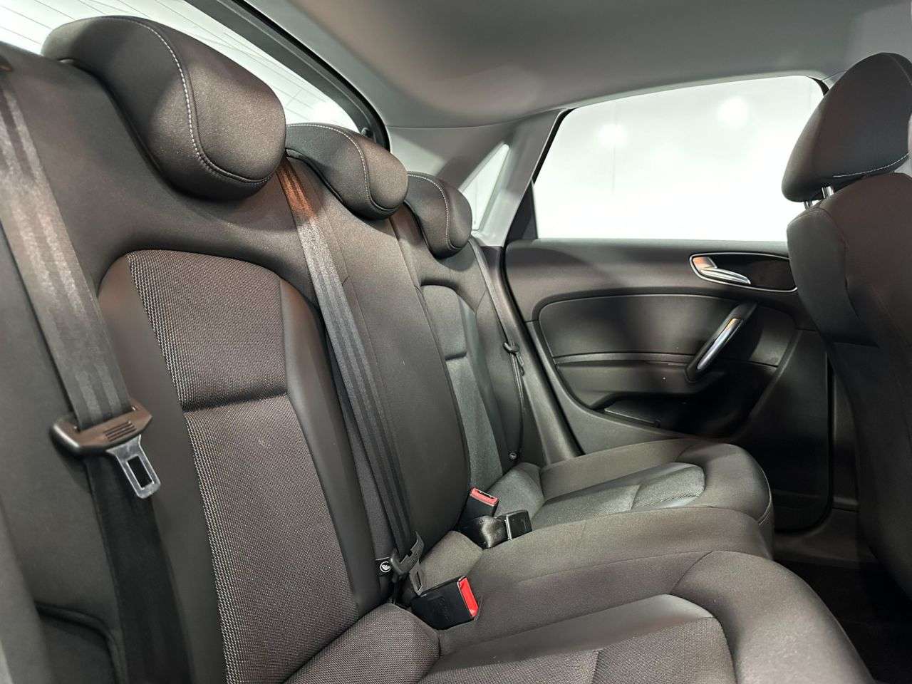 2017 AUDI A1 2017 AUDI A1