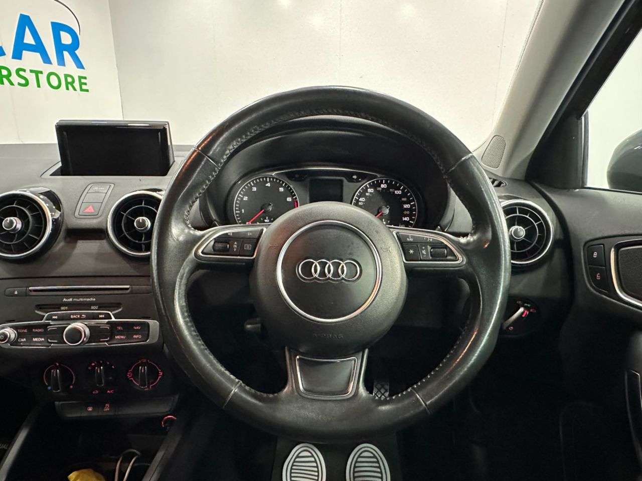 2017 AUDI A1 2017 AUDI A1