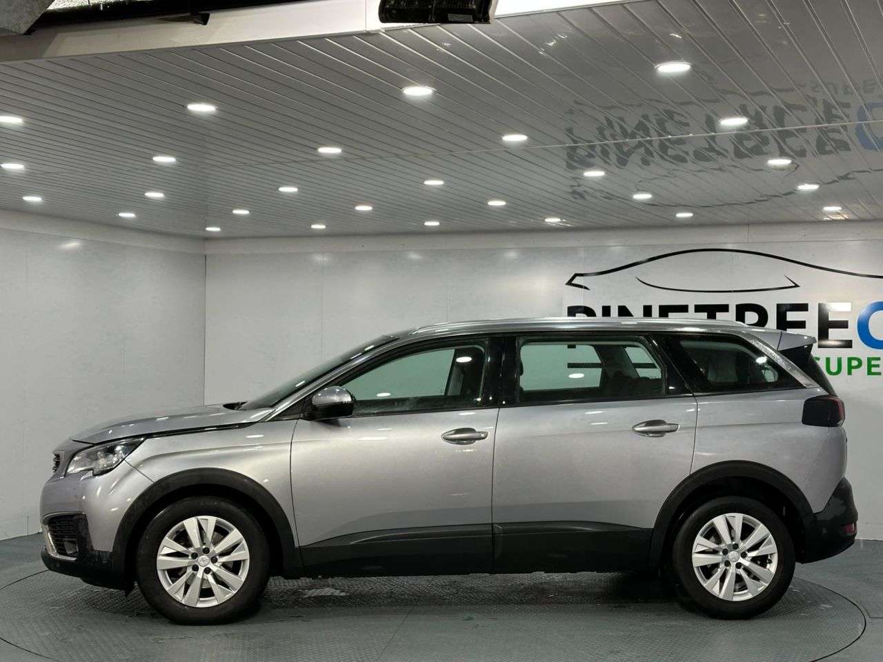 2018 PEUGEOT 5008 2018 PEUGEOT 5008