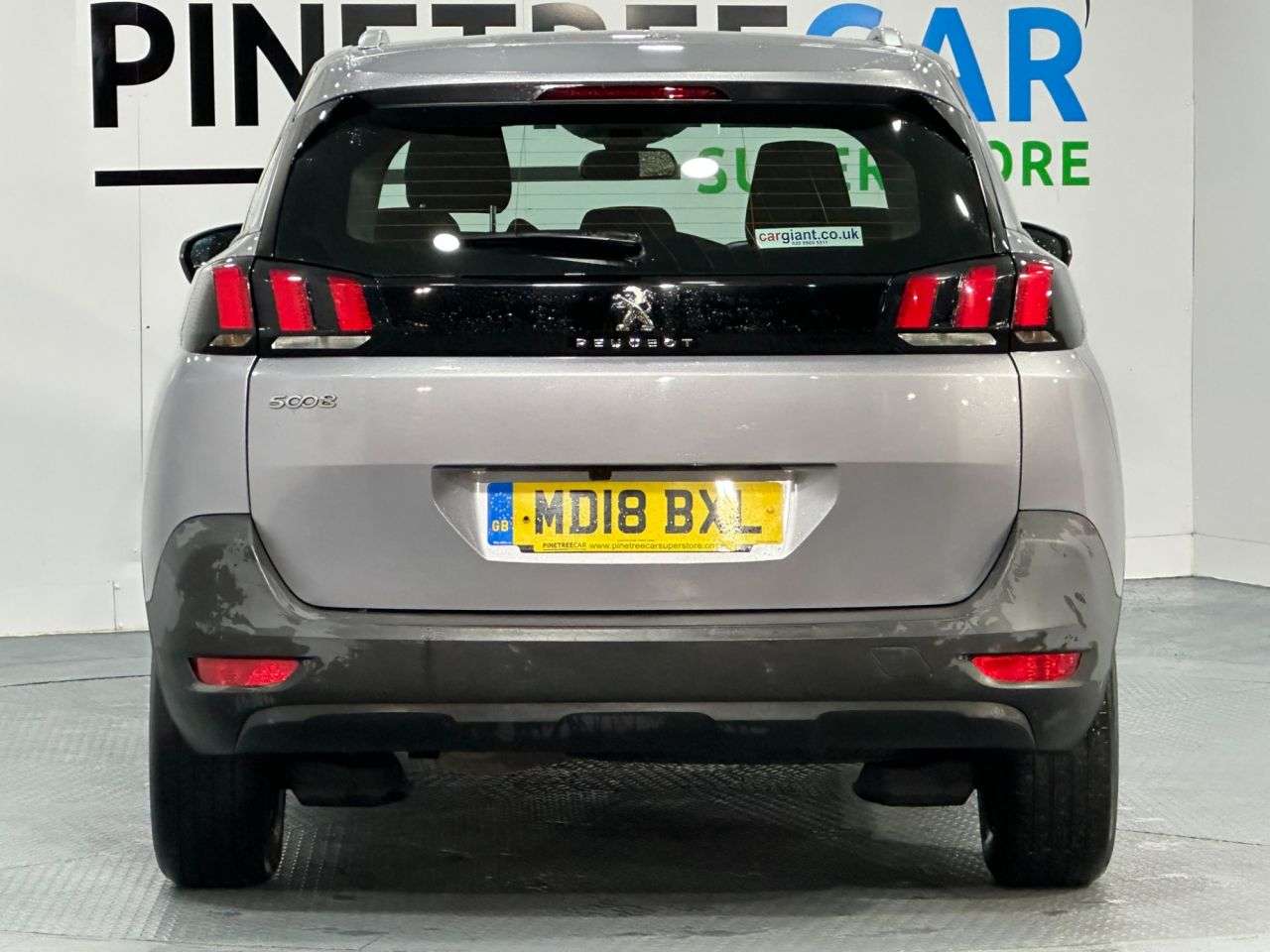 2018 PEUGEOT 5008 2018 PEUGEOT 5008