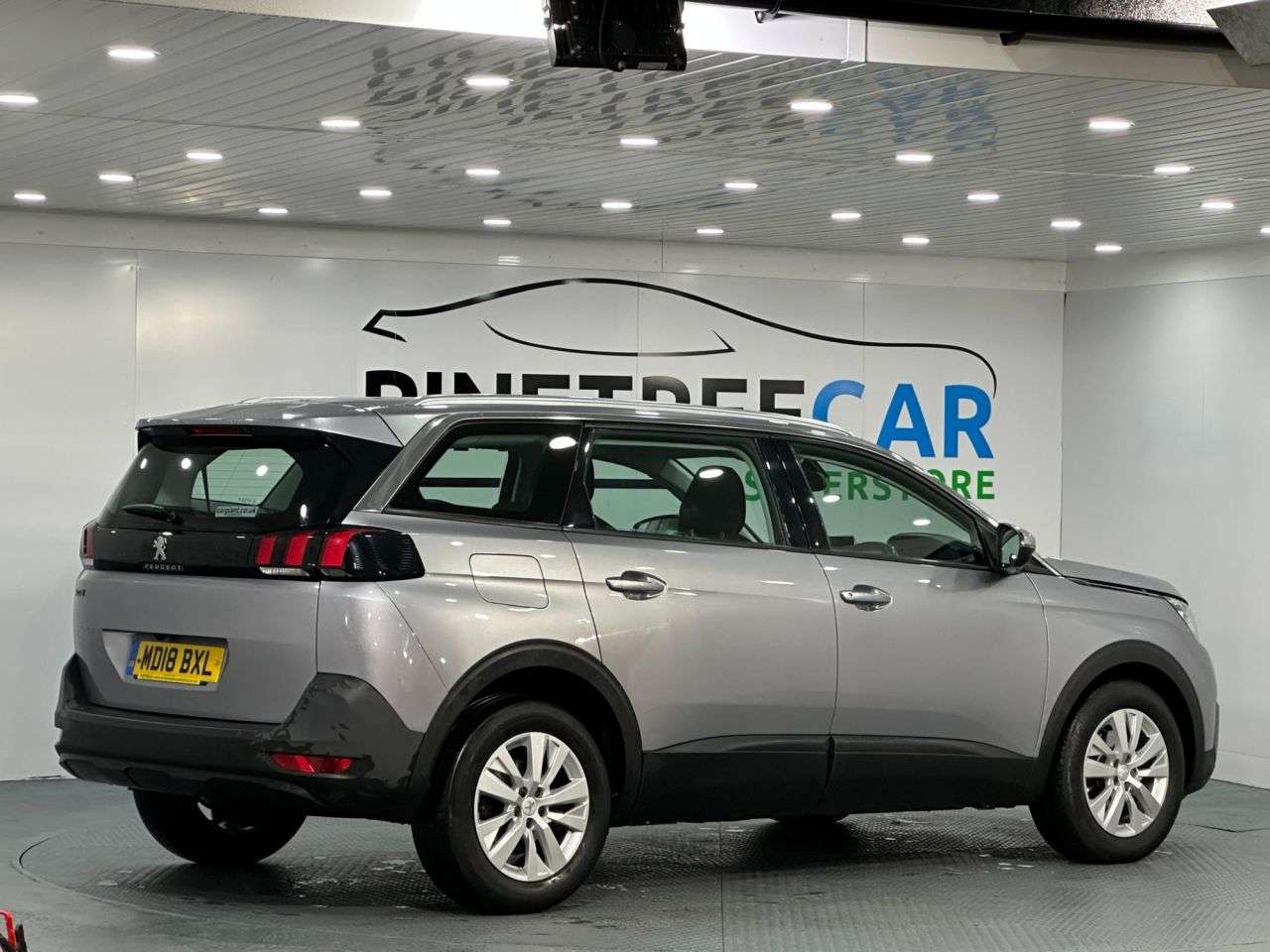 2018 PEUGEOT 5008 2018 PEUGEOT 5008