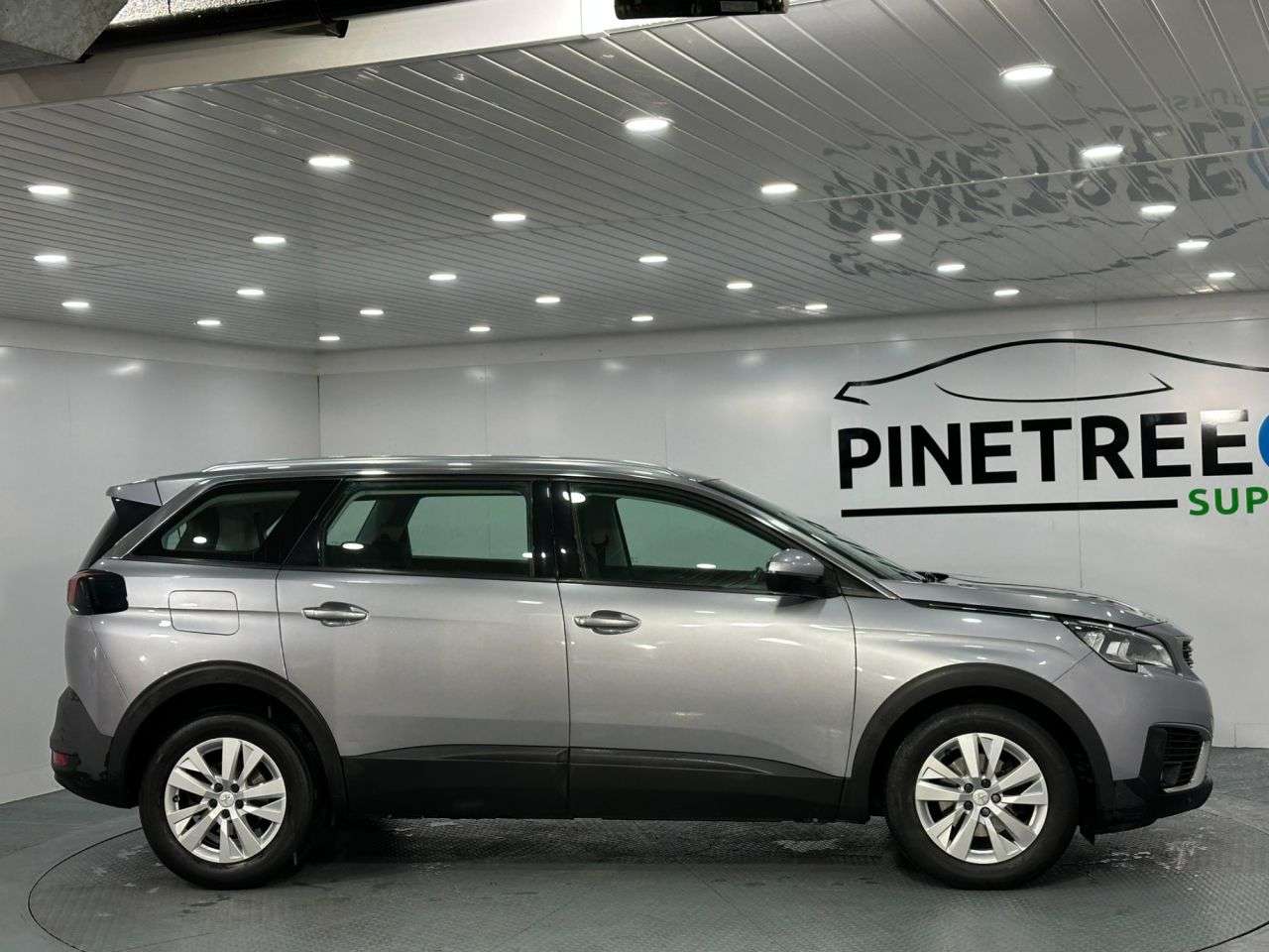 2018 PEUGEOT 5008 2018 PEUGEOT 5008