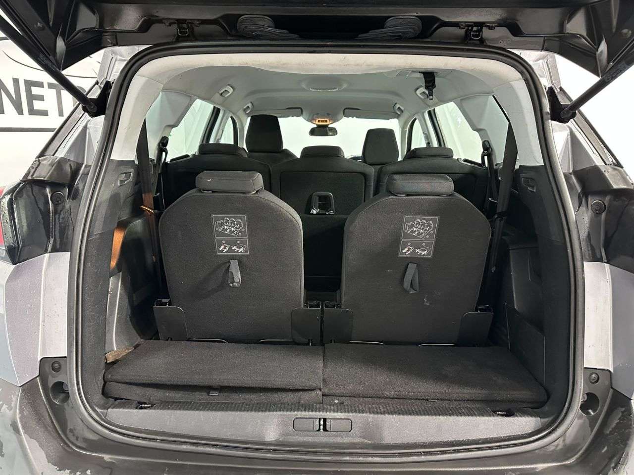 2018 PEUGEOT 5008 2018 PEUGEOT 5008