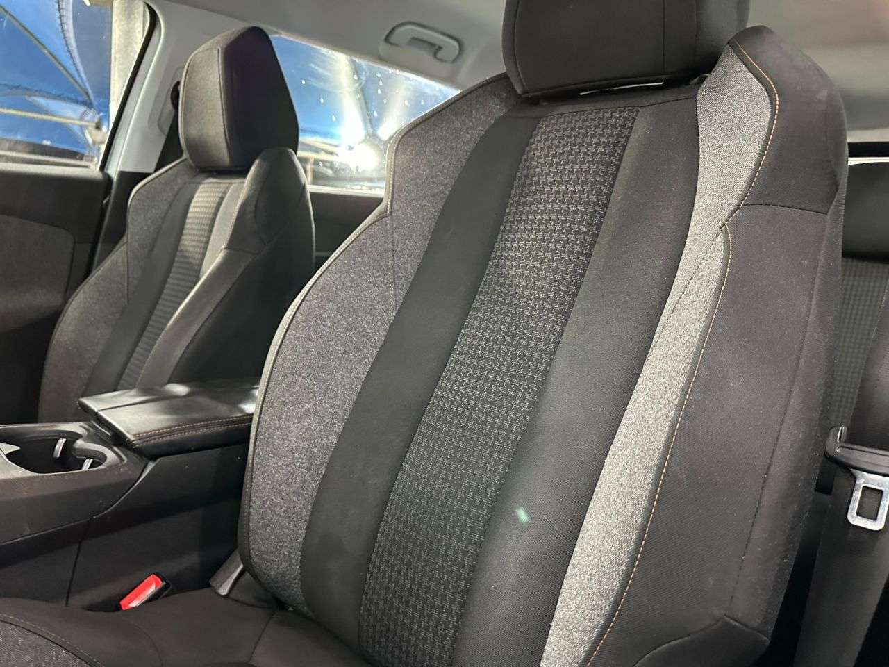 2018 PEUGEOT 5008 2018 PEUGEOT 5008