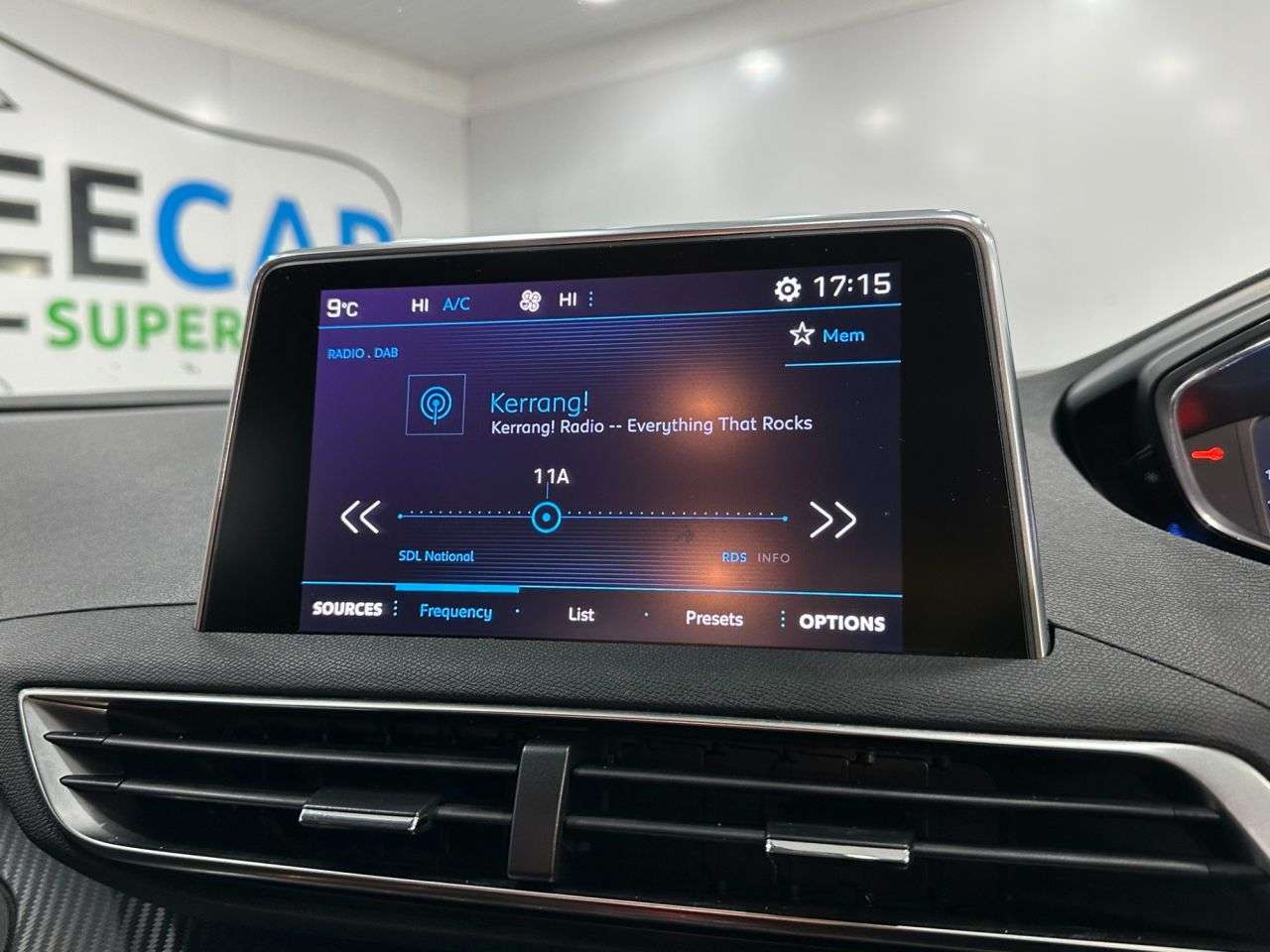 2018 PEUGEOT 5008 2018 PEUGEOT 5008