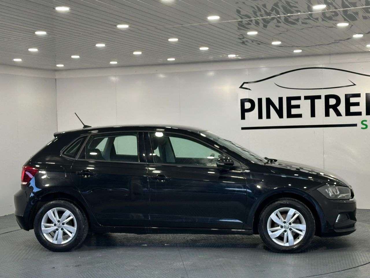 2019 VOLKSWAGEN POLO 2019 VOLKSWAGEN POLO