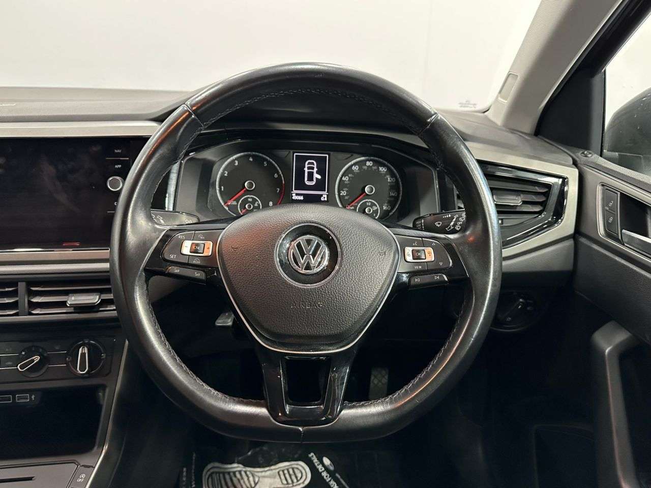 2019 VOLKSWAGEN POLO 2019 VOLKSWAGEN POLO