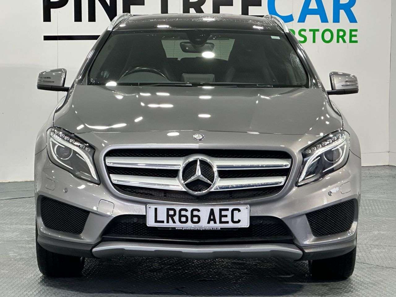 A 2016 MERCEDES-BENZ GLA 2.1 GLA200d AMG Line (Premium Plus) SUV 5dr Diesel 7G-DCT 4MATIC Euro 6 (s/ A 2016 MERCEDES-BENZ GLA 2.1 GLA200d AMG Line (Premium Plus) SUV 5dr Diesel 7G-DCT 4MATIC Euro 6 (s/