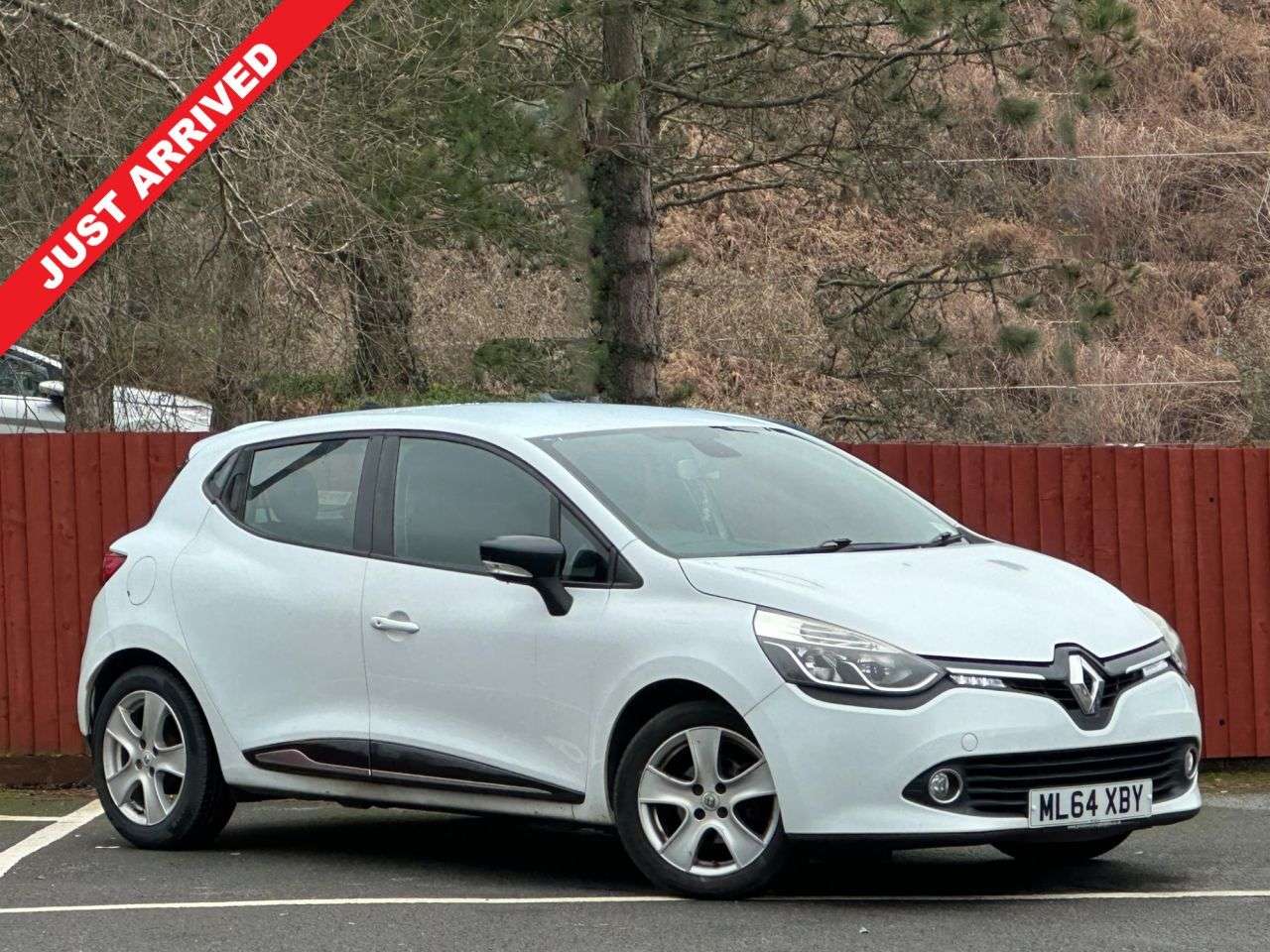A 2014 RENAULT CLIO 1.5 dCi Dynamique MediaNav Hatchback 5dr Diesel Manual Euro 5 (s/s) (90 ps) A 2014 RENAULT CLIO 1.5 dCi Dynamique MediaNav Hatchback 5dr Diesel Manual Euro 5 (s/s) (90 ps)