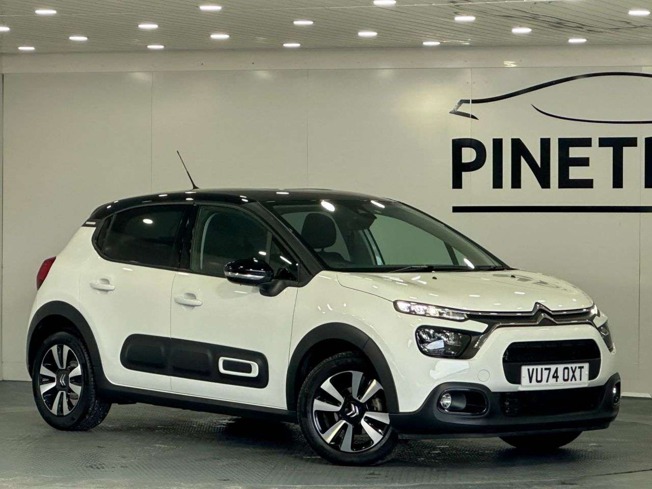 A 2024 CITROEN C3 1.2 PureTech PLUS Hatchback 5dr Petrol EAT6 Euro 6 (s/s) (110 ps) A 2024 CITROEN C3 1.2 PureTech PLUS Hatchback 5dr Petrol EAT6 Euro 6 (s/s) (110 ps)