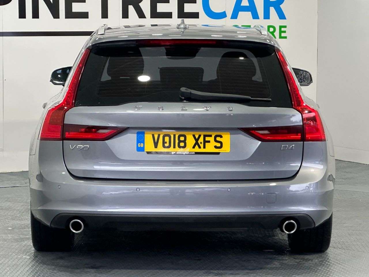 2018 VOLVO V90 2018 VOLVO V90