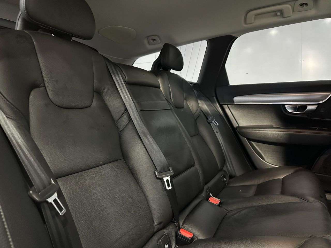 2018 VOLVO V90 2018 VOLVO V90