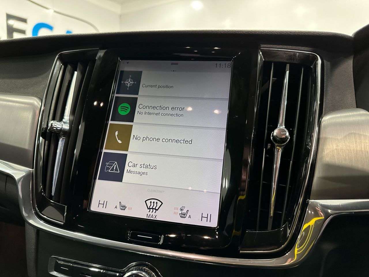 2018 VOLVO V90 2018 VOLVO V90