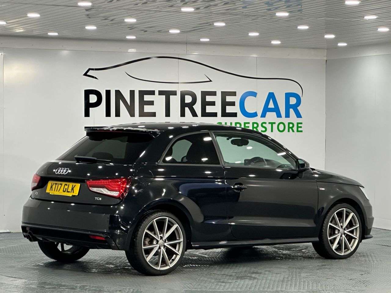 2017 AUDI A1 2017 AUDI A1