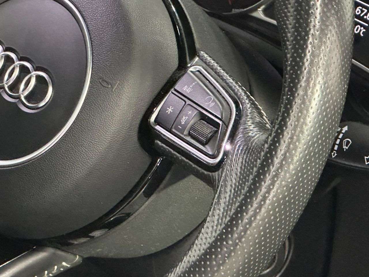 2017 AUDI A1 2017 AUDI A1