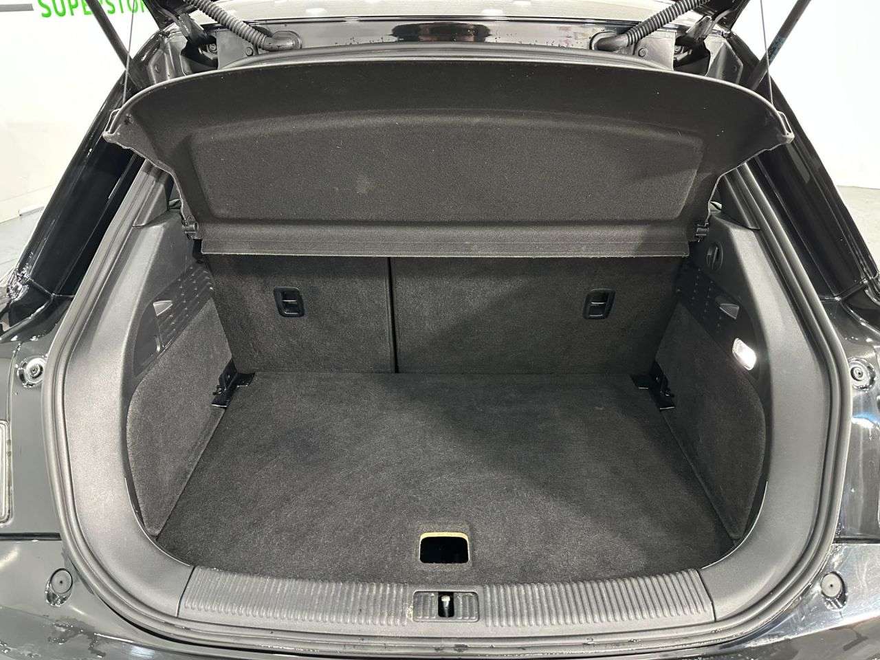 2017 AUDI A1 2017 AUDI A1