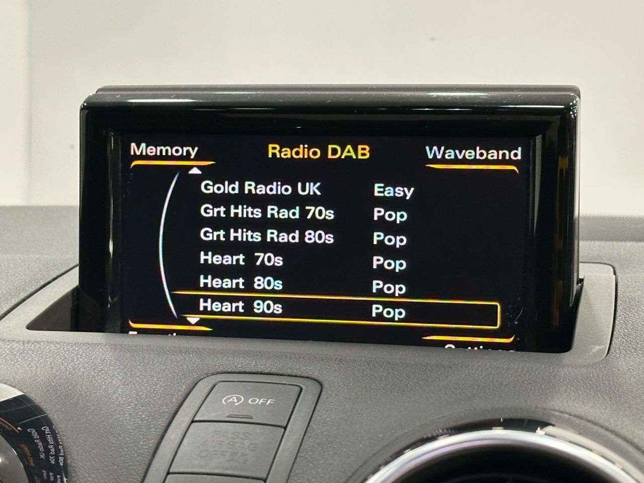 2017 AUDI A1 2017 AUDI A1