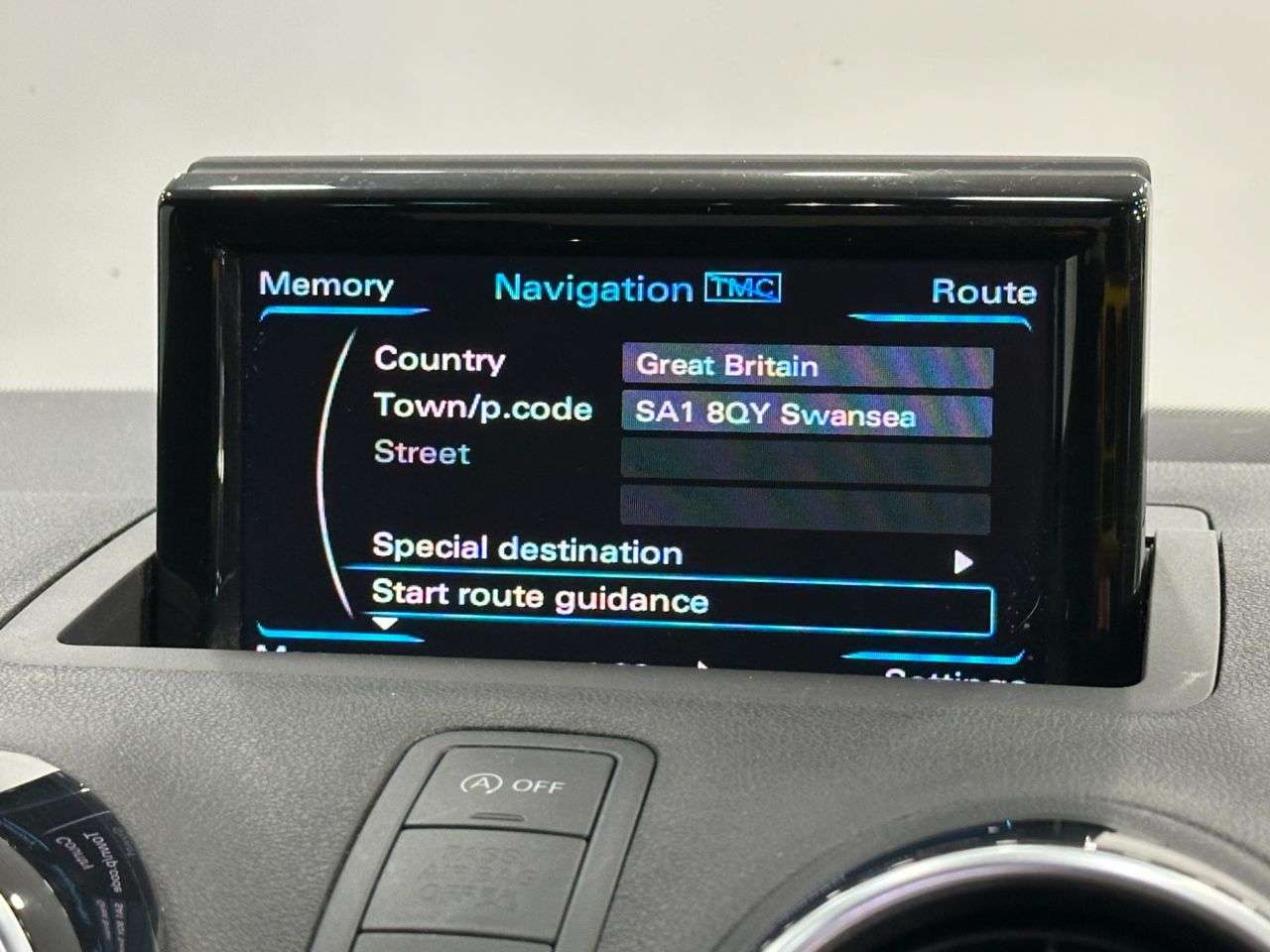 2017 AUDI A1 2017 AUDI A1