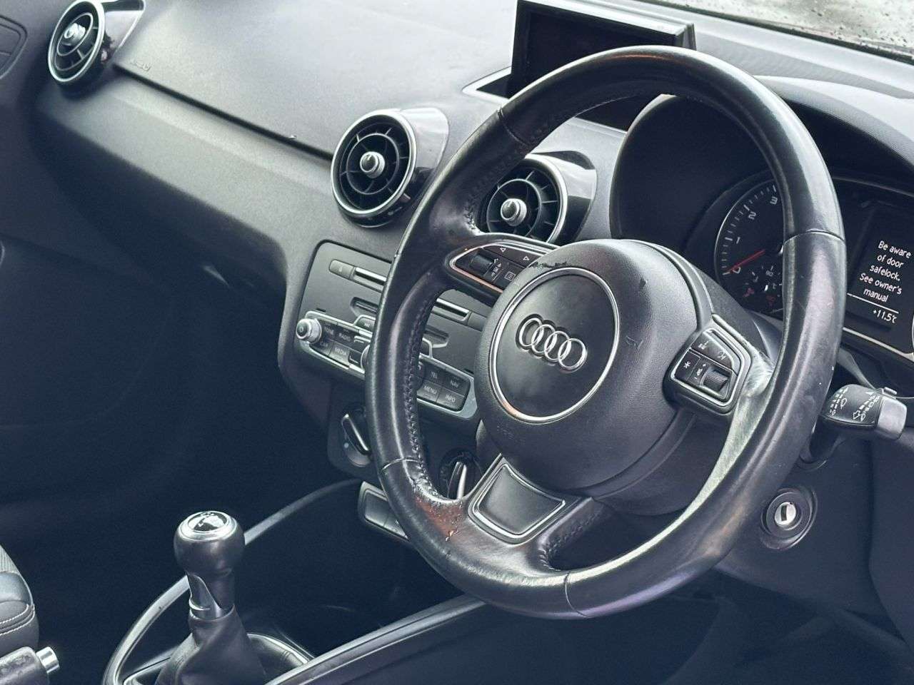 A 2018 AUDI A1 1.0 TFSI Sport Hatchback 3dr Petrol Manual Euro 6 (s/s) (95 ps) A 2018 AUDI A1 1.0 TFSI Sport Hatchback 3dr Petrol Manual Euro 6 (s/s) (95 ps)