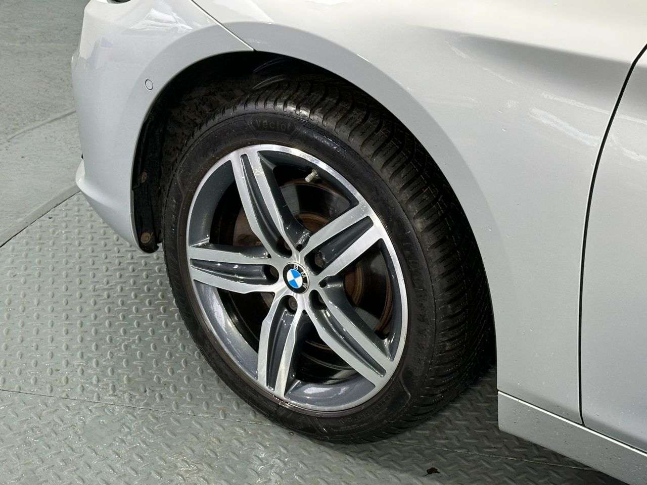 2016 BMW 2 SERIES GRAN TOURER 2016 BMW 2 SERIES GRAN TOURER