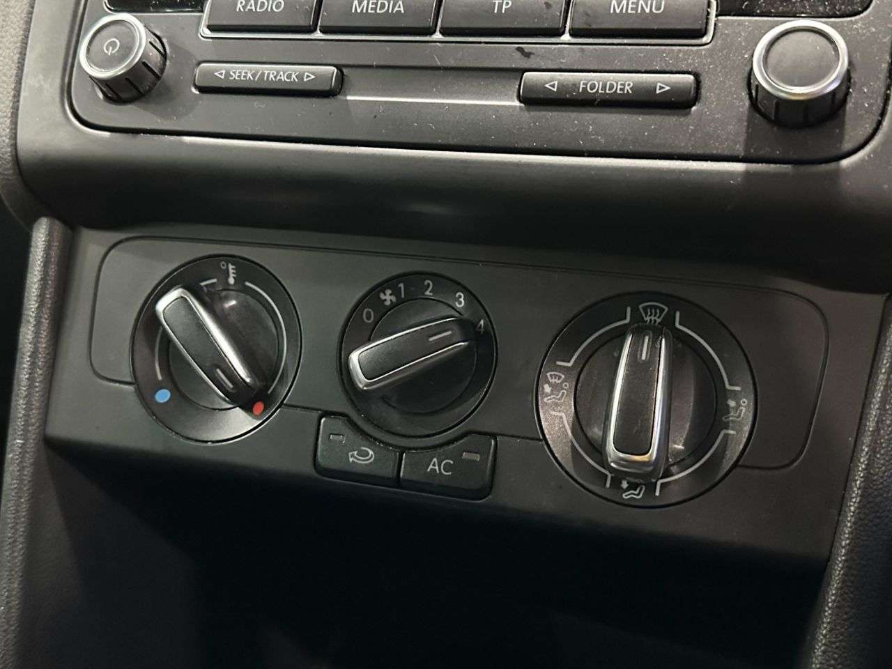 2011 VOLKSWAGEN POLO 2011 VOLKSWAGEN POLO