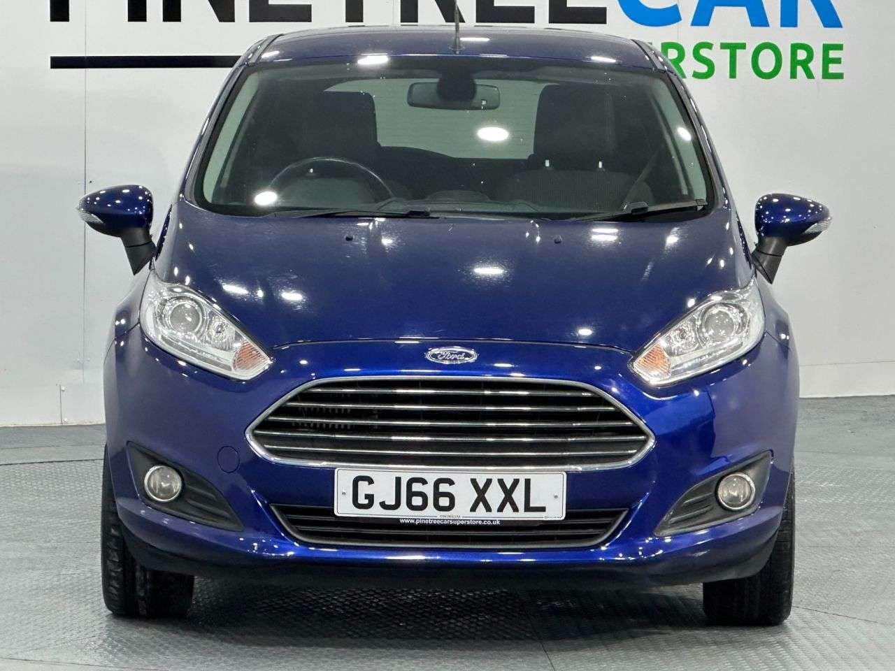 A 2016 FORD FIESTA 1.0T EcoBoost Titanium Hatchback 5dr Petrol Manual Euro 6 (s/s) (100 ps) A 2016 FORD FIESTA 1.0T EcoBoost Titanium Hatchback 5dr Petrol Manual Euro 6 (s/s) (100 ps)