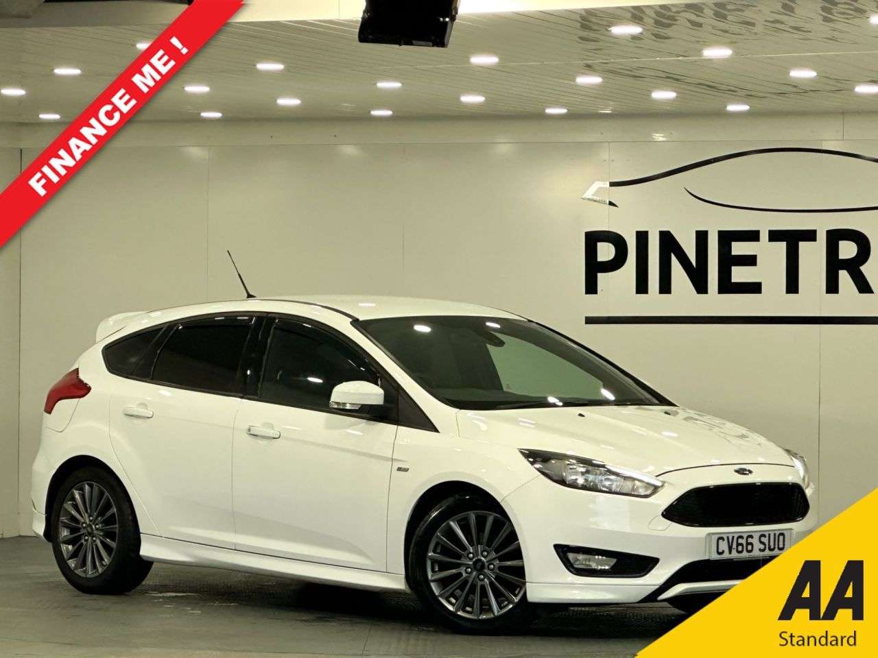 A 2016 FORD FOCUS 1.0T EcoBoost ST-Line Hatchback 5dr Petrol Manual Euro 6 (s/s) (125 ps) A 2016 FORD FOCUS 1.0T EcoBoost ST-Line Hatchback 5dr Petrol Manual Euro 6 (s/s) (125 ps)