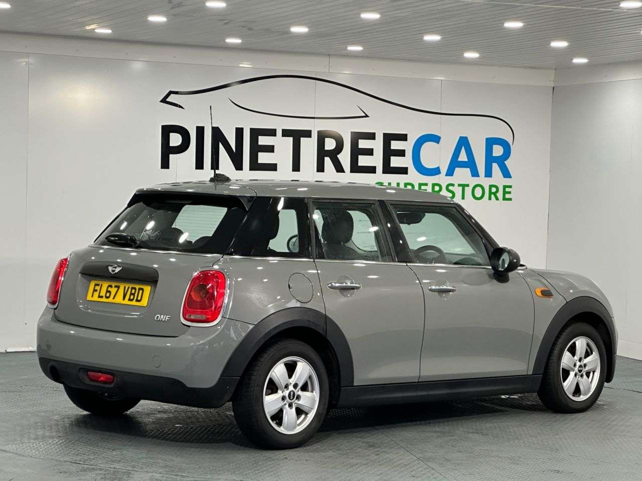 2017 MINI HATCH 2017 MINI HATCH