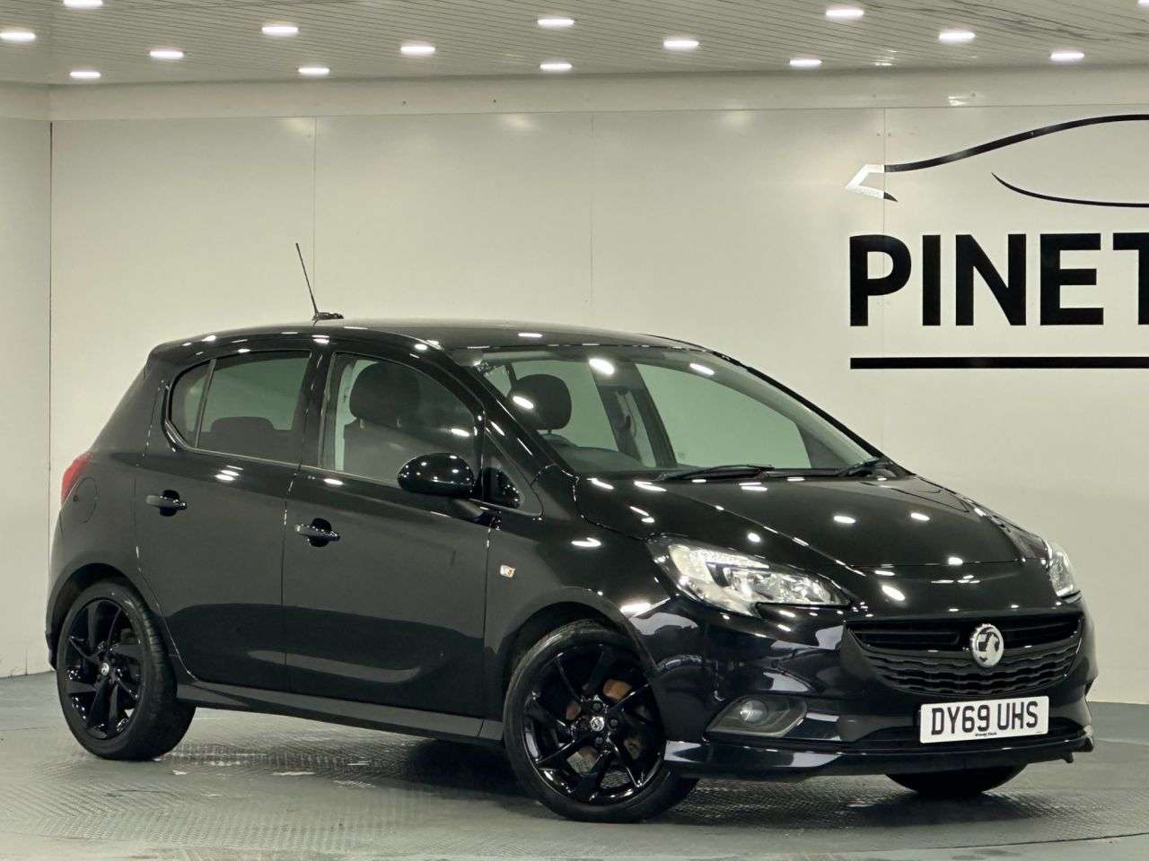 A 2019 VAUXHALL CORSA 1.4i SRi VX Line Nav Black Hatchback 5dr Petrol Manual Euro 6 (s/s) (90 ps) A 2019 VAUXHALL CORSA 1.4i SRi VX Line Nav Black Hatchback 5dr Petrol Manual Euro 6 (s/s) (90 ps)