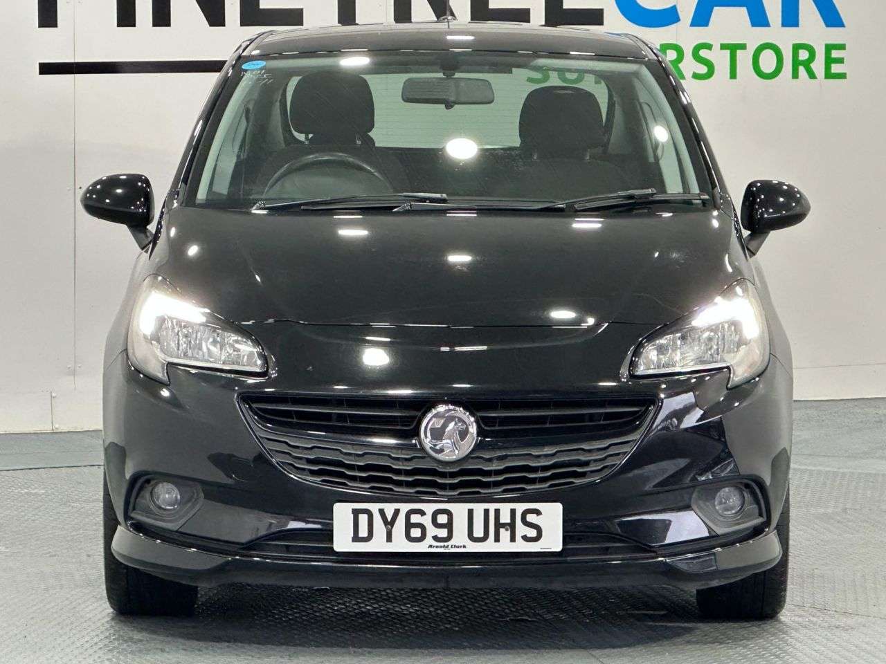 A 2019 VAUXHALL CORSA 1.4i SRi VX Line Nav Black Hatchback 5dr Petrol Manual Euro 6 (s/s) (90 ps) A 2019 VAUXHALL CORSA 1.4i SRi VX Line Nav Black Hatchback 5dr Petrol Manual Euro 6 (s/s) (90 ps)