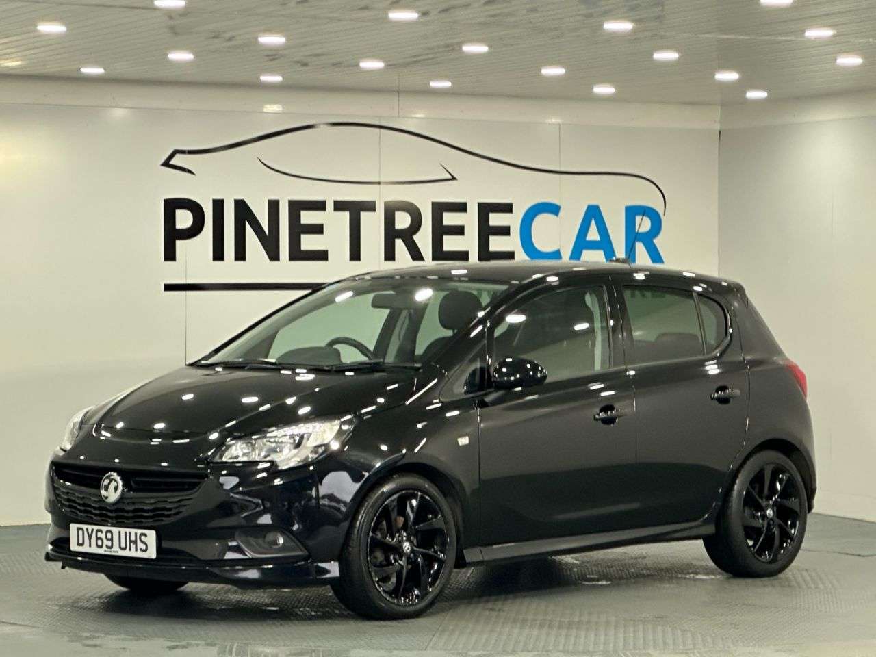 A 2019 VAUXHALL CORSA 1.4i SRi VX Line Nav Black Hatchback 5dr Petrol Manual Euro 6 (s/s) (90 ps) A 2019 VAUXHALL CORSA 1.4i SRi VX Line Nav Black Hatchback 5dr Petrol Manual Euro 6 (s/s) (90 ps)