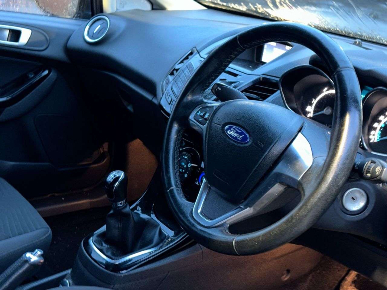 A 2017 FORD FIESTA 1.5 TDCi Zetec Hatchback 5dr Diesel Manual Euro 6 (75 ps) A 2017 FORD FIESTA 1.5 TDCi Zetec Hatchback 5dr Diesel Manual Euro 6 (75 ps)