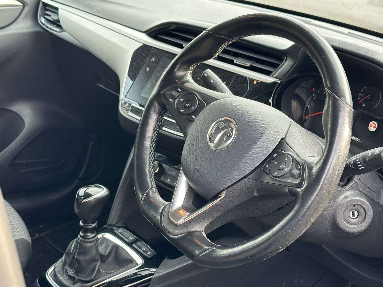 A 2020 VAUXHALL CORSA 1.5 Turbo D SE Nav Premium Hatchback 5dr Diesel Manual Euro 6 (s/s) (102 ps A 2020 VAUXHALL CORSA 1.5 Turbo D SE Nav Premium Hatchback 5dr Diesel Manual Euro 6 (s/s) (102 ps