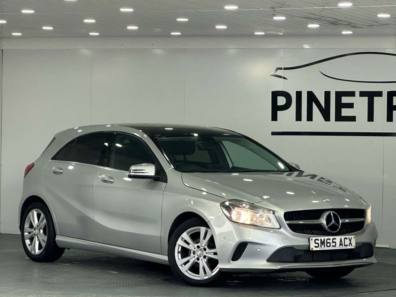 A 2015 MERCEDES-BENZ A-CLASS 1.5 A180d Sport (Executive) Hatchback 5dr Diesel Manual Euro 6 (s/s) (109 p A 2015 MERCEDES-BENZ A-CLASS 1.5 A180d Sport (Executive) Hatchback 5dr Diesel Manual Euro 6 (s/s) (109 p