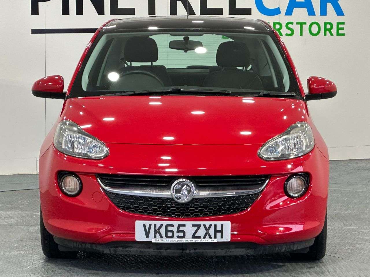 A 2015 VAUXHALL ADAM 1.4 16v GLAM Hatchback 3dr Petrol Manual Euro 5 (87 ps) A 2015 VAUXHALL ADAM 1.4 16v GLAM Hatchback 3dr Petrol Manual Euro 5 (87 ps)