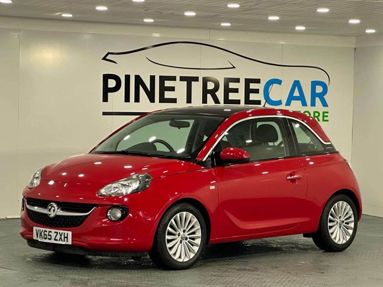 A 2015 VAUXHALL ADAM 1.4 16v GLAM Hatchback 3dr Petrol Manual Euro 5 (87 ps) A 2015 VAUXHALL ADAM 1.4 16v GLAM Hatchback 3dr Petrol Manual Euro 5 (87 ps)