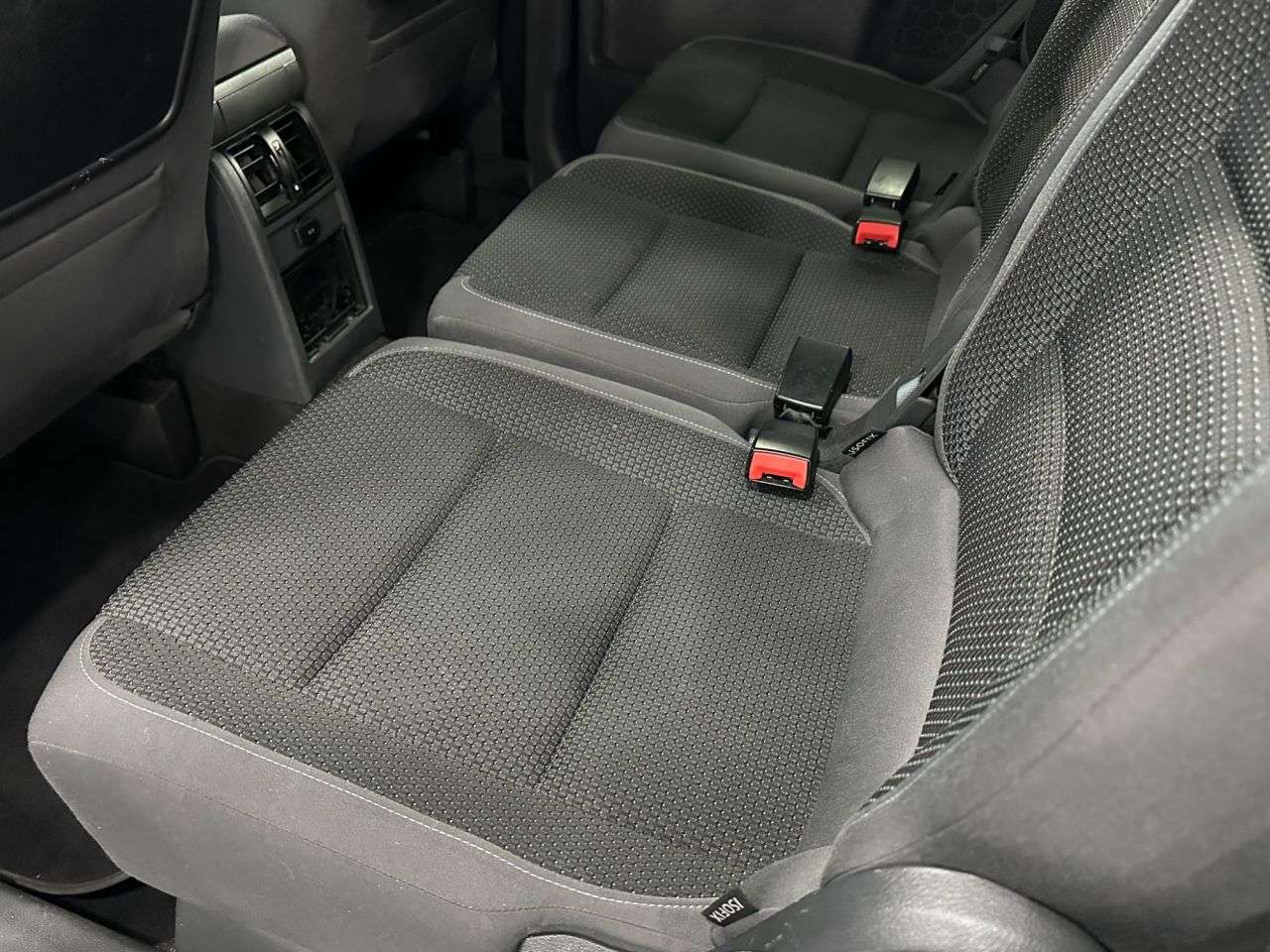 2013 VOLKSWAGEN TOURAN 2013 VOLKSWAGEN TOURAN