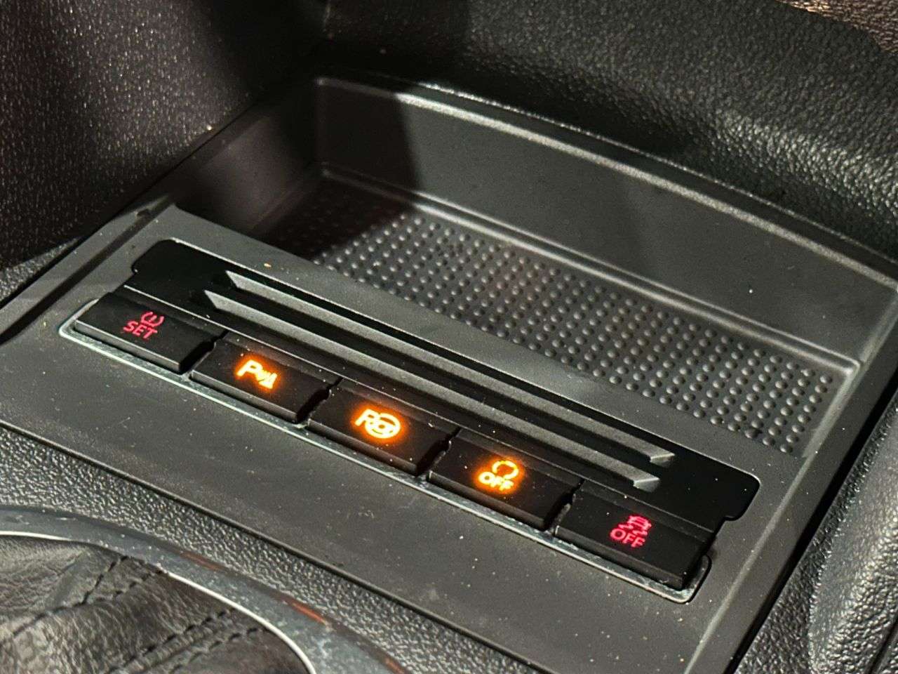 2013 VOLKSWAGEN TOURAN 2013 VOLKSWAGEN TOURAN