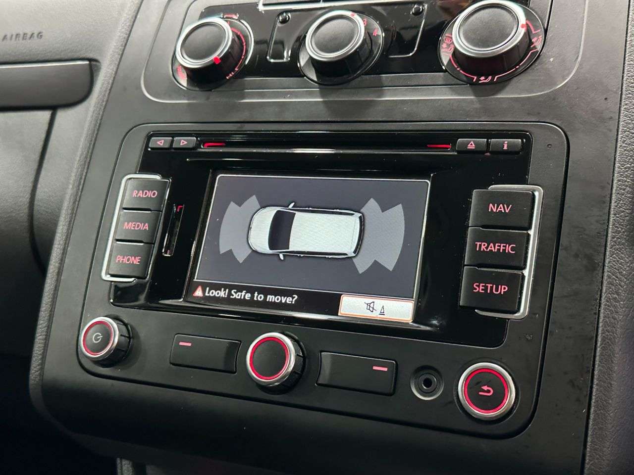 2013 VOLKSWAGEN TOURAN 2013 VOLKSWAGEN TOURAN