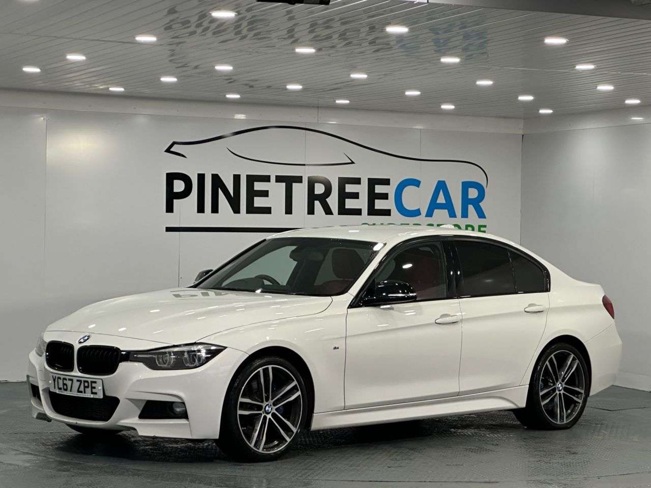 A 2017 BMW 3 SERIES 2.0 320d M Sport Shadow Edition Saloon 4dr Diesel Manual Euro 6 (s/s) (190 A 2017 BMW 3 SERIES 2.0 320d M Sport Shadow Edition Saloon 4dr Diesel Manual Euro 6 (s/s) (190