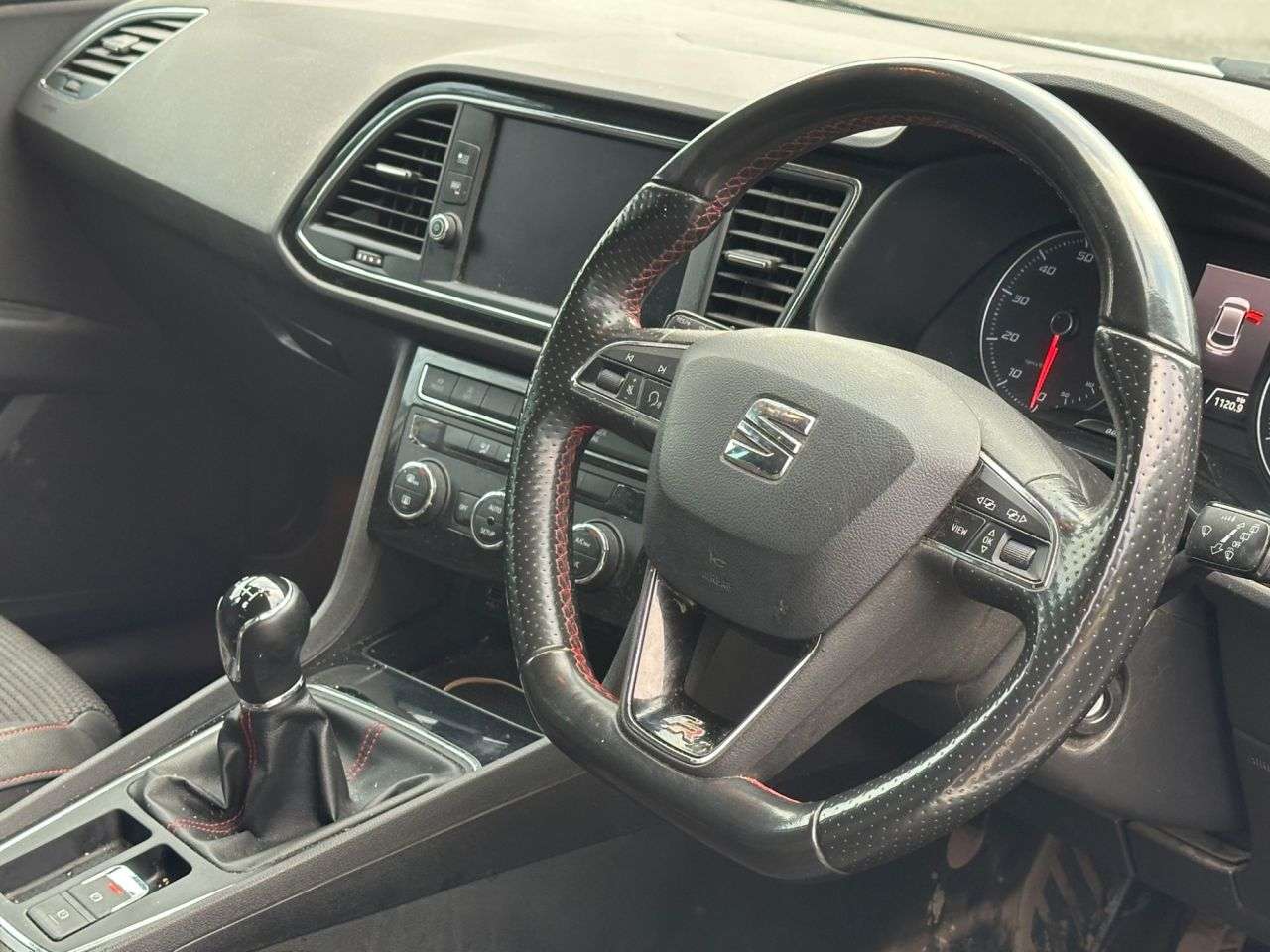 A 2018 SEAT LEON 1.4 TSI FR Technology Hatchback 5dr Petrol Manual Euro 6 (s/s) (125 ps) A 2018 SEAT LEON 1.4 TSI FR Technology Hatchback 5dr Petrol Manual Euro 6 (s/s) (125 ps)