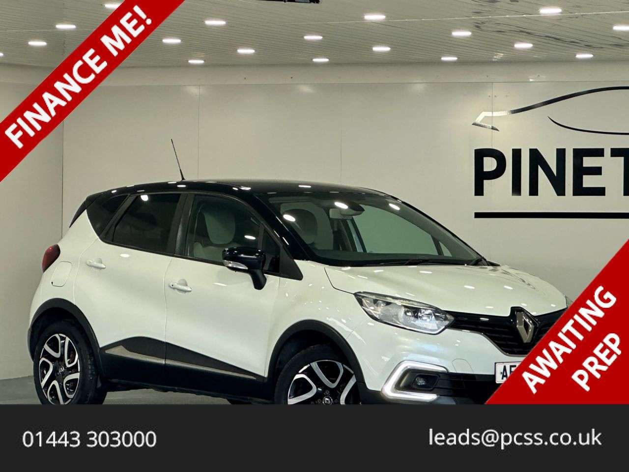A 2018 RENAULT CAPTUR 0.9 TCe ENERGY Iconic SUV 5dr Petrol Manual Euro 6 (s/s) (90 ps) A 2018 RENAULT CAPTUR 0.9 TCe ENERGY Iconic SUV 5dr Petrol Manual Euro 6 (s/s) (90 ps)
